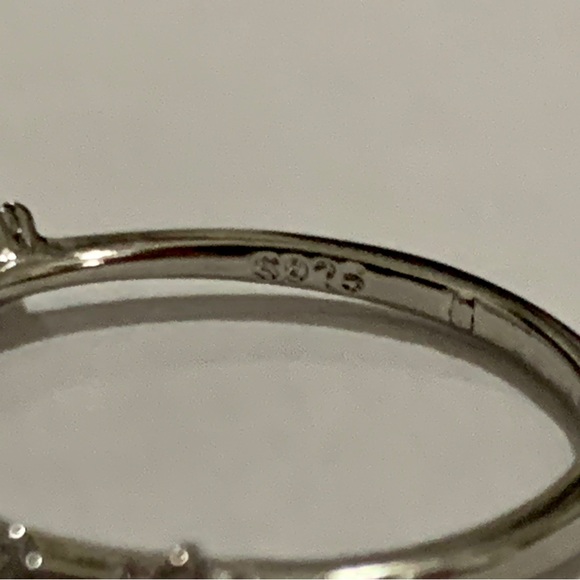 6 Stone 925 Ring Size 7 - Picture 10 of 12